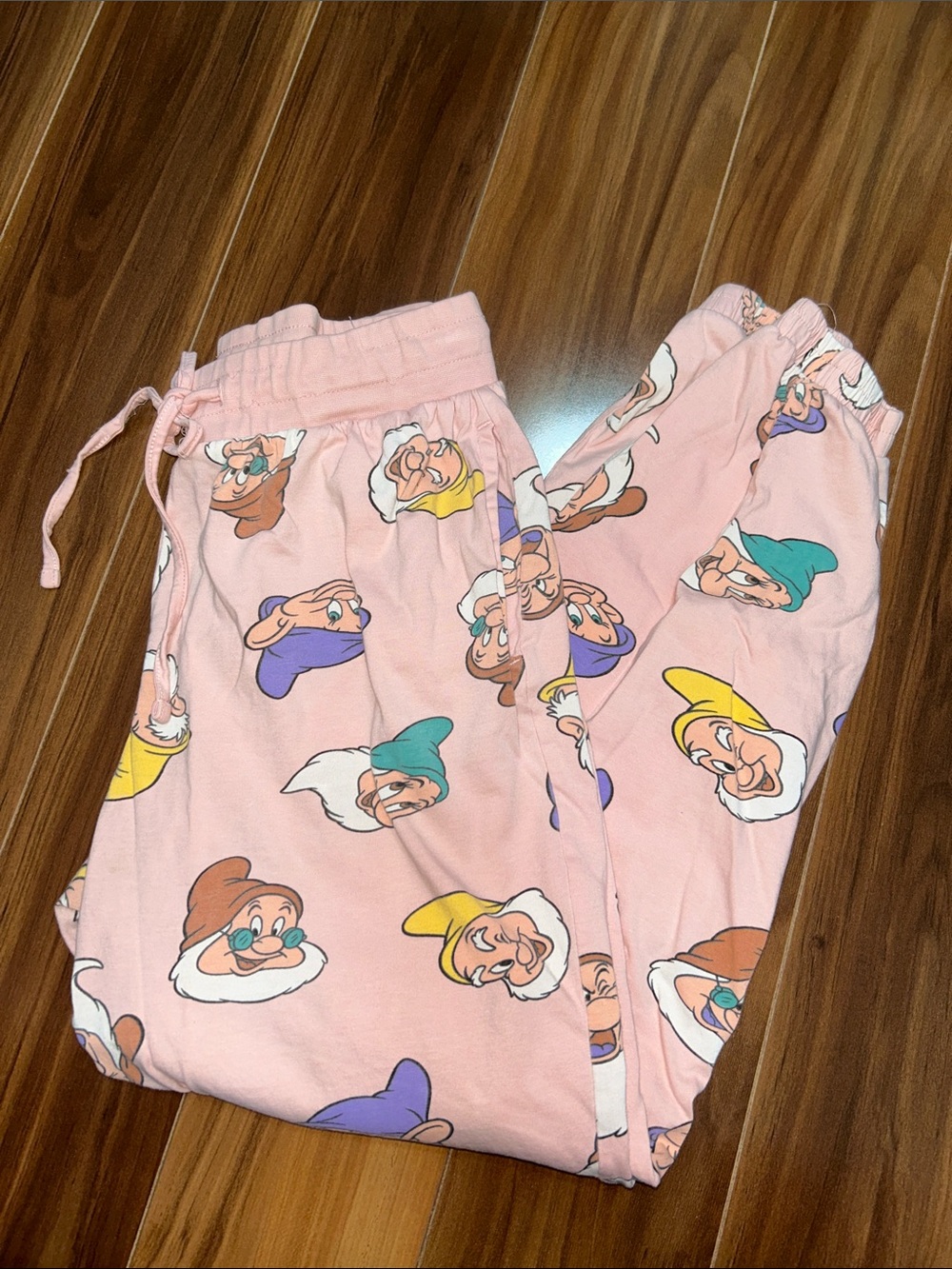 Medium Disney 100% cotton pajama pants dwarfs with pockets